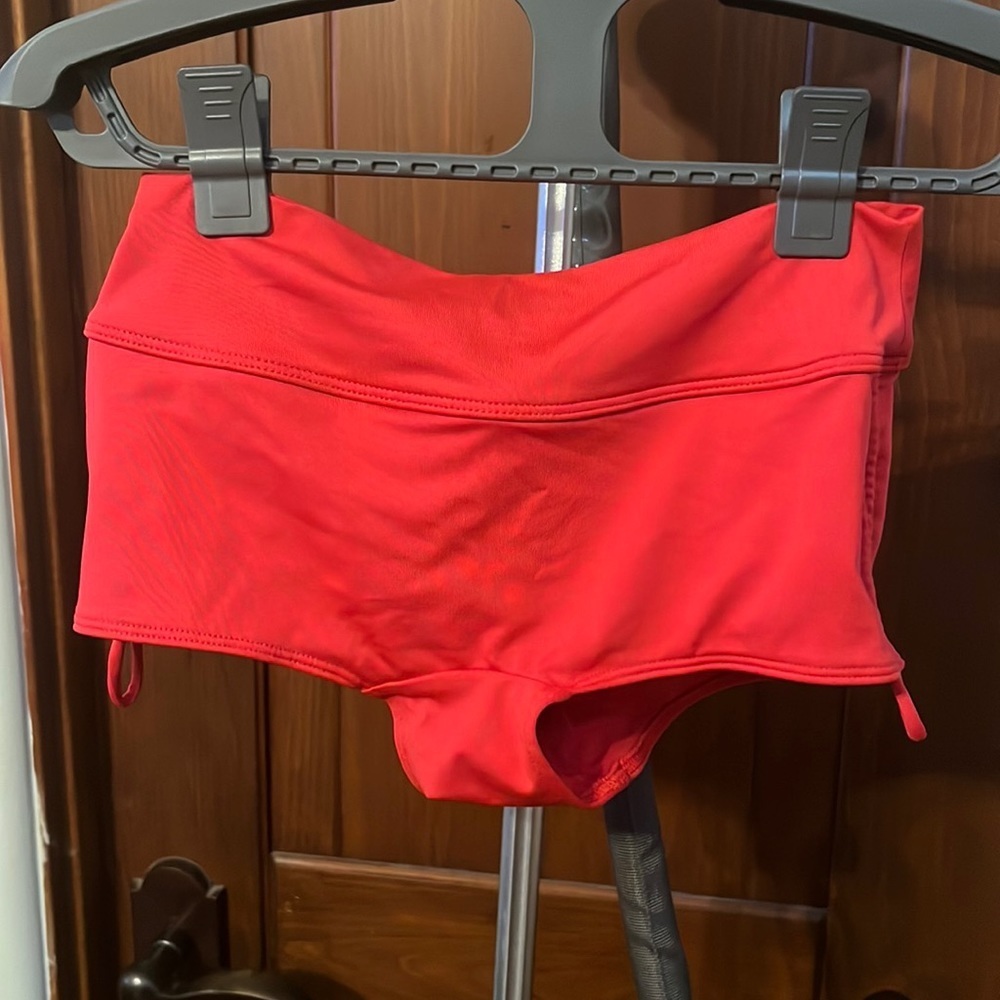 NWOT PINK Victoria’s Secret Red Gym to Swim Wrap Bikini Top & Shorts Size XS - Picture 7 of 16
